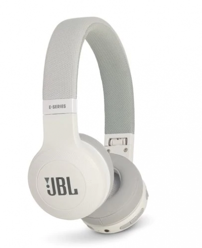 JBL Wireless on-ear headphones - White
