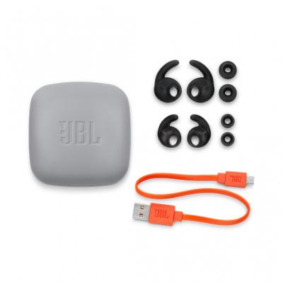JBL Lightweight Wireless Sport Headphones in Black